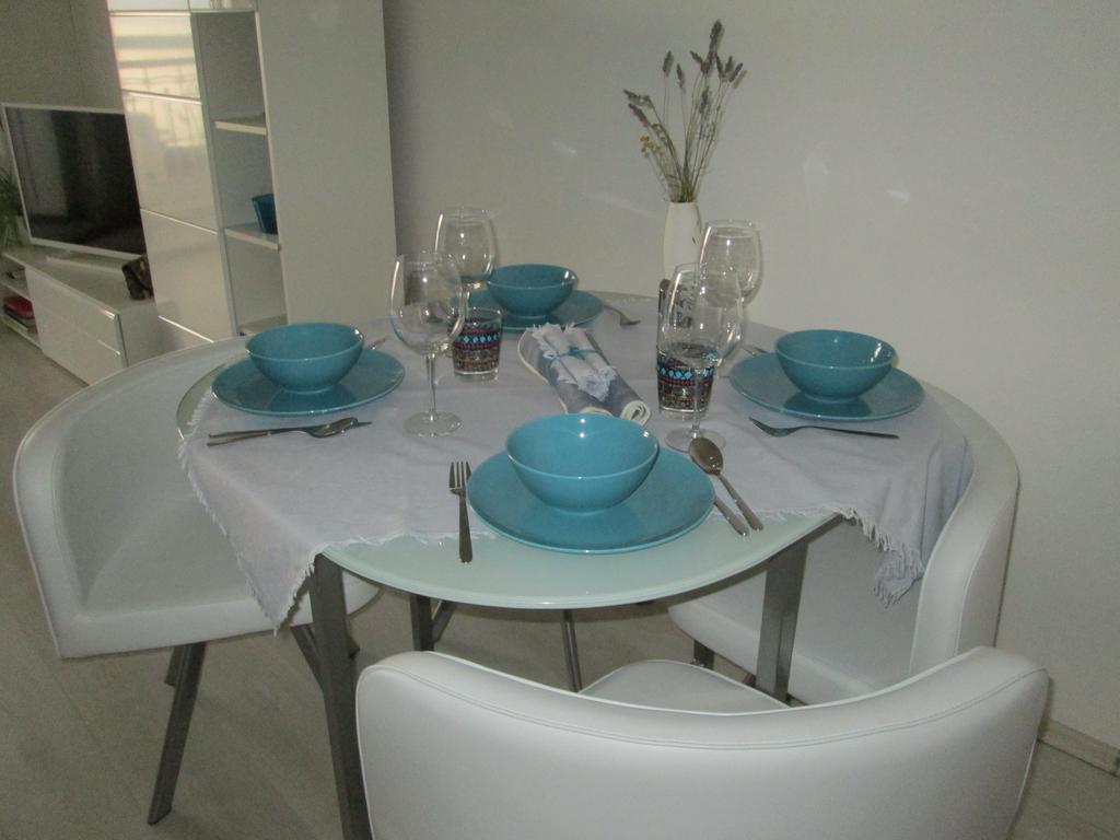 Vlatkoviceva Apartments Senj  Phòng bức ảnh
